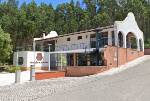 Espa&ccedil;o Potes Mouros